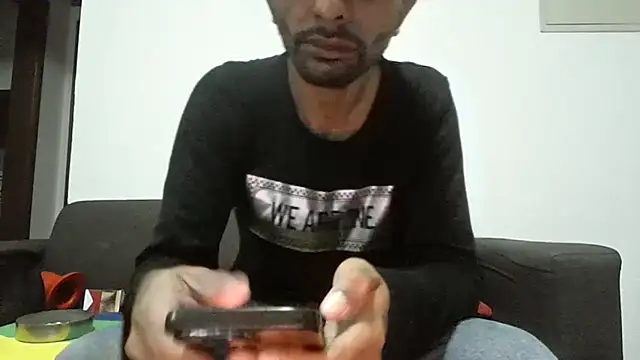 Snapshot of XxvanxX chatting on November 10, 6:23 am XxvanxX online show from November 10, 6:23 am