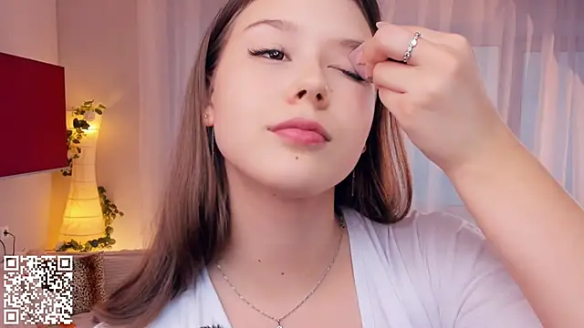 MondoNeko online show from October 25, 7:16 am