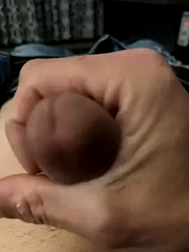 littleguybigdick1564 online show from November 28, 1:03 pm