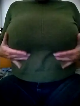 Snapshot of sexyguenda chatting on October 21, 7:58 pm sexyguenda online show from October 21, 7:58 pm