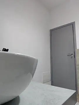 Snapshot of sexyguenda chatting on February 22, 7:56 pm sexyguenda online show from February 22, 7:56 pm