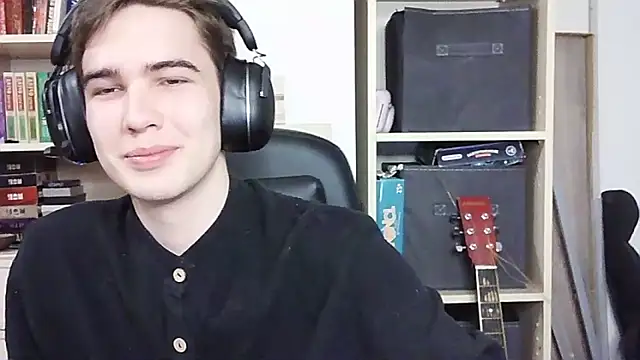 Snapshot of _Chris_Next_Door_ chatting on September 30, 3:39 pm  Chris Next Door  online show from September 30, 3:39 pm