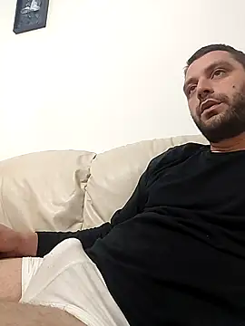 Snapshot of thonyx93 chatting on November 16, 3:23 am thonyx93 online show from November 16, 3:23 am