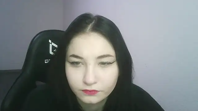 meow woem online show from November 3, 9:21 am