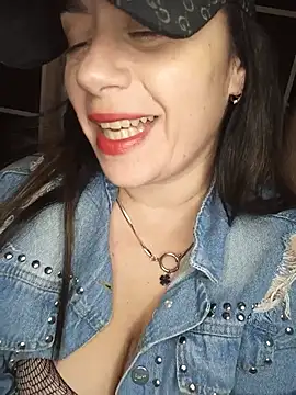 Amarteverdaderamente online show from August 2, 6:17 pm