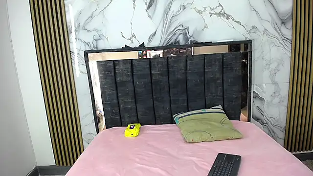 genesis and alex online show from February 24, 1:09 pm