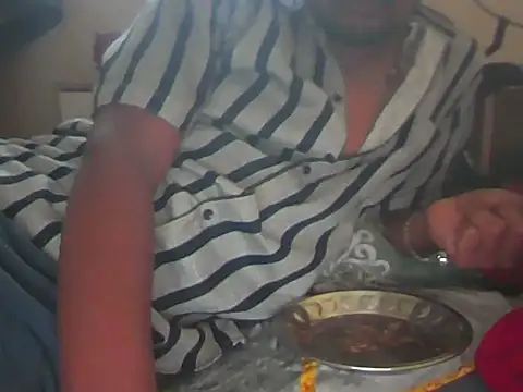 Hhhggghrrr3219 online show from November 2, 6:49 am