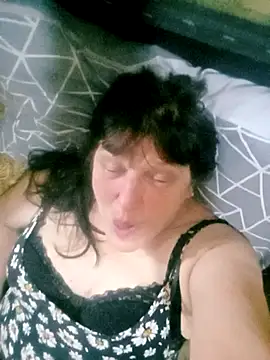 Apeesynka55211 online show from April 12, 6:13 pm