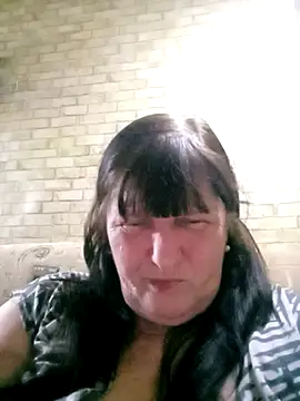 Apeesynka55211 online show from May 4, 4:36 pm