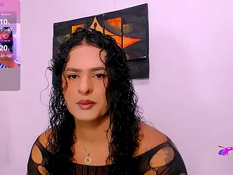 horny val  online show from December 4, 4:33 am