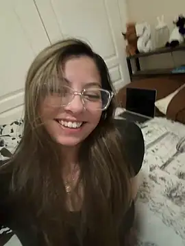 Snapshot of bunnygorl12 chatting on April 30, 5:25 am bunnygorl12 online show from April 30, 5:25 am