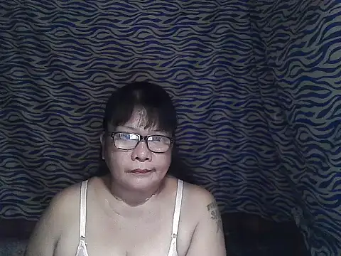 Snapshot of joy_cute chatting on December 21, 11:23 pm joy cute online show from December 21, 11:23 pm