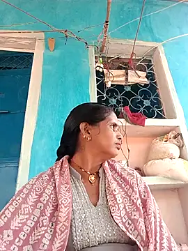 Mohni cute online show from December 15, 8:29 am