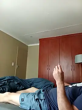 Snapshot of Rudiesny chatting on February 8, 12:08 pm Rudiesny online show from February 8, 12:08 pm