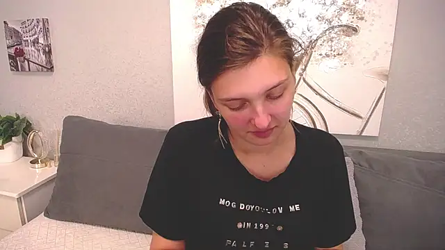 Snapshot of AlisaPeres chatting on October 13, 12:49 pm AlisaPeres online show from October 13, 12:49 pm