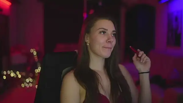 Snapshot of CandyStorm chatting on January 7, 12:35 am CandyStorm online show from January 7, 12:35 am