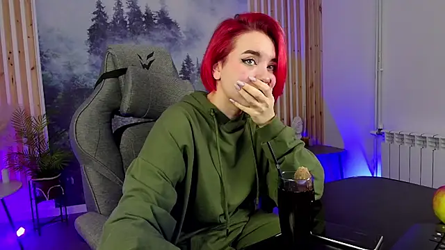 MarcelineChi online show from December 1, 5:34 am