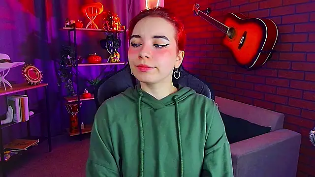 MarcelineChi online show from December 4, 11:19 am