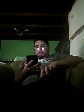 RAJV  online show from October 4, 8:40 pm