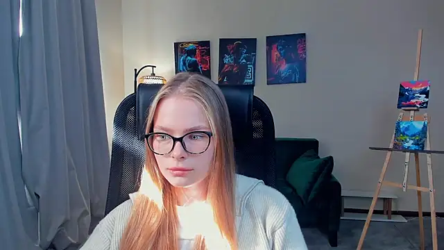 Snapshot of LibbyVenzeio chatting on October 1, 7:36 am LibbyVenzeio online show from October 1, 7:36 am