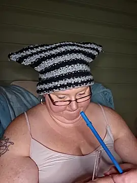 Budd Bunney online show from October 22, 11:59 pm