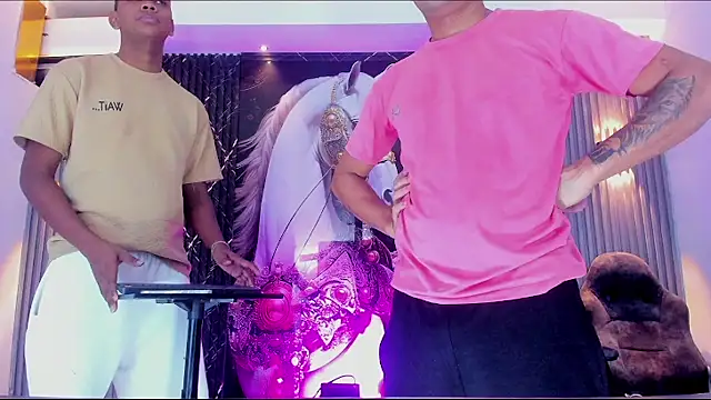 The Boy King online show from December 20, 7:54 pm