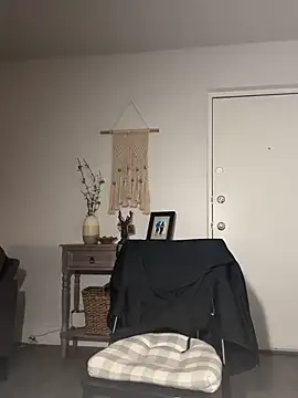 Beefkakey82 online show from November 9, 11:14 pm