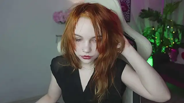 Snapshot of Staymonica chatting on February 11, 12:54 pm Staymonica online show from February 11, 12:54 pm