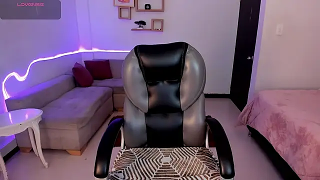 Scarlett  Cooper   online show from November 19, 12:27 pm