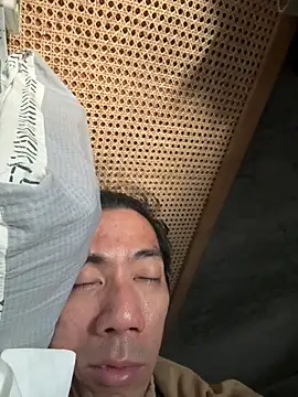 HenryLee1983-cums online show from October 2, 11:34 pm