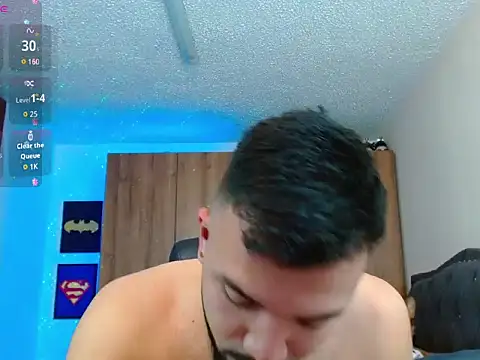 mathewv  online show from December 5, 2:20 am