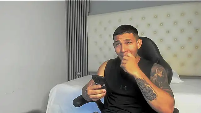 venedic bull online show from November 11, 4:34 am