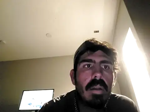 Snapshot of hoociedaddy24 chatting on December 14, 12:32 pm hoociedaddy24 online show from December 14, 12:32 pm