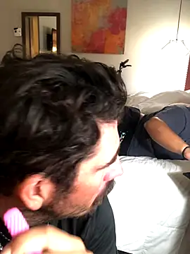 Snapshot of hoociedaddy24 chatting on December 16, 10:48 pm hoociedaddy24 online show from December 16, 10:48 pm