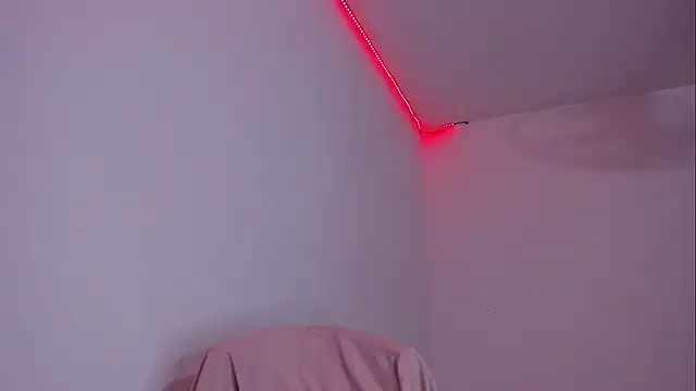 Snapshot of Lia0109 chatting on November 26, 3:24 pm Lia0109 online show from November 26, 3:24 pm