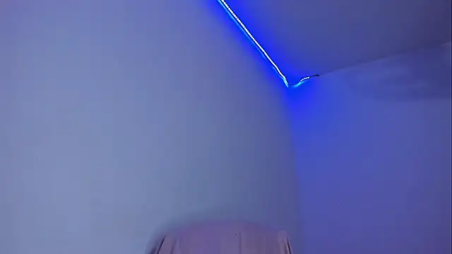 Snapshot of Lia0109 chatting on December 13, 7:53 pm Lia0109 online show from December 13, 7:53 pm