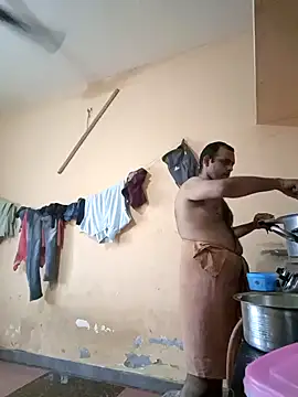 Snapshot of Nexusservice chatting on October 1, 7:58 am Nexusservice online show from October 1, 7:58 am