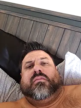 Roddog18 online show from September 30, 8:25 pm