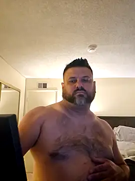 Roddog18 online show from February 27, 3:50 am