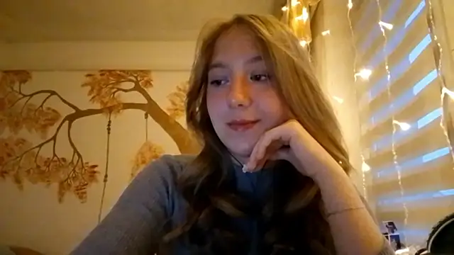 Snapshot of CarynFlaryn chatting on October 6, 4:10 am CarynFlaryn online show from October 6, 4:10 am