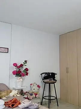 Zoe riivas online show from November 2, 11:51 pm