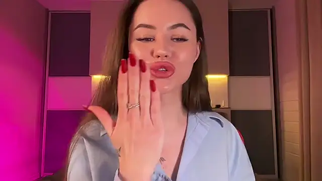 Snapshot of AlmaryKim chatting on January 21, 7:39 pm AlmaryKim online show from January 21, 7:39 pm