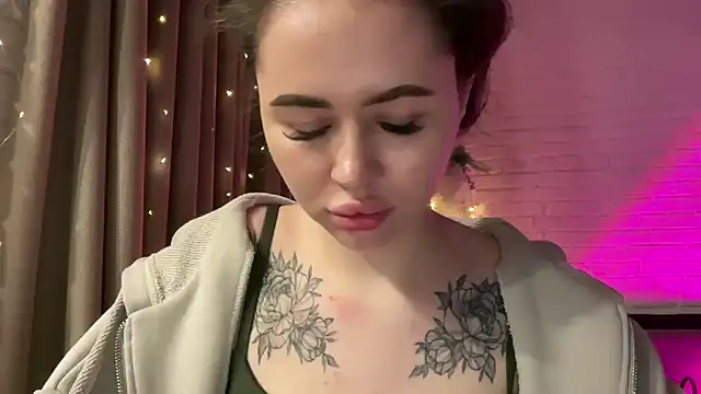 Snapshot of AlmaryKim chatting on January 31, 12:39 am AlmaryKim online show from January 31, 12:39 am