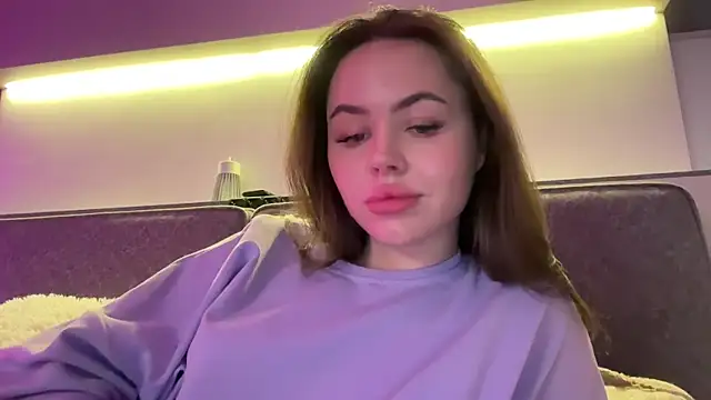 Snapshot of AlmaryKim chatting on February 5, 10:55 pm AlmaryKim online show from February 5, 10:55 pm