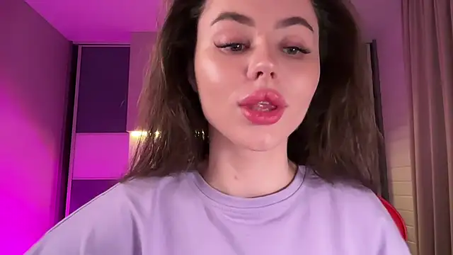 Snapshot of AlmaryKim chatting on February 7, 4:14 pm AlmaryKim online show from February 7, 4:14 pm