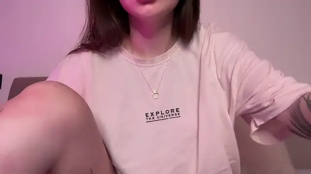 AlmaryKim online show from November 21, 8:07 pm