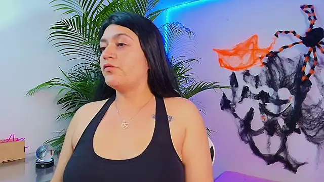 alejitasweet online show from October 19, 3:29 am