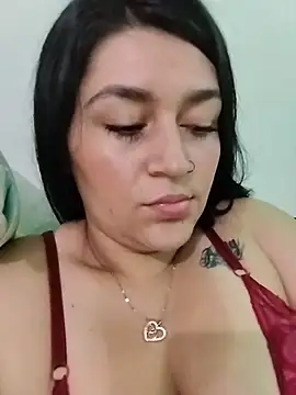 alejitasweet online show from October 31, 5:08 am