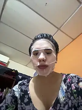 Brianna bunny05 online show from May 17, 11:12 pm