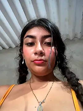 Snapshot of Sweed-virgin-pussy chatting on November 15, 1:29 pm Sweed-virgin-pussy online show from November 15, 1:29 pm